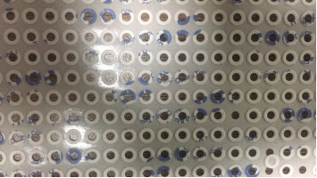 Materiale a doppio foglio 0.15mm del nastro 9448A del tessuto tagliato foro piccolo