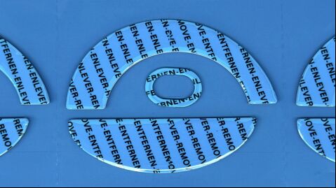 Pattini per mouse Bordo arrotondato Leggera curva sulla superficie Termina con parole stampate Pellicola