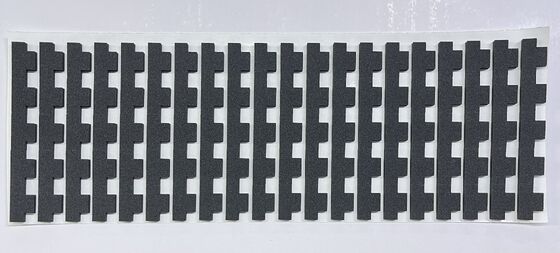 Gassetta di schiuma EVA nera a taglio stampato, pad antiurto autoadesivo a gradini per elettronica