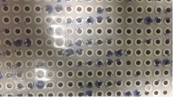 Materiale a doppio foglio 0.15mm del nastro 9448A del tessuto tagliato foro piccolo