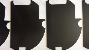 L'ANIMALE DOMESTICO nero brillante ha tagliato il rivestimento a stampo tagliente riflettente di Mylar ignifugo